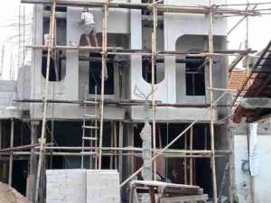 Hunian Modern 3 Lantai di Matraman Desain Futuristik, Lokasi Premium lokasi di Jakarta Timur, tersedia melalui melalui situs Olx