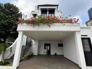 Hunian Modern House, Private Cluster di Jagakarsa, Ciganjur Jakarta Selatan lokasi di Jakarta Selatan, tersedia melalui melalui situs Olx