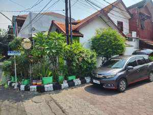 HUNIAN NYAMANSTRATEGIS TENGAH KOTA GRESIK, POJOKDEPAN LAPANGAN lokasi di Gresik Kab., tersedia melalui melalui situs Olx