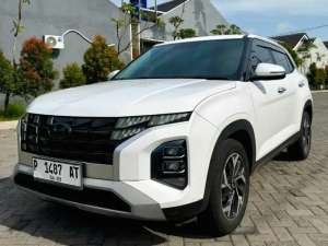 Jual bekas HYUNDAI CRETA 1.5 STYLE 2023 MATIC,lokasi di Surabaya Kota