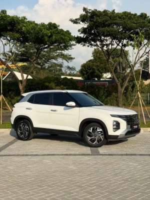 Jual bekas Hyundai Creta Style Nik 2022 Putih Low Km not Prime stargazer,lokasi di Tangerang Kota