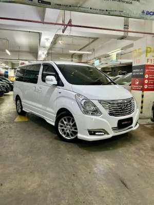 Jual bekas Hyundai H1 2.5 Royale Diesel CRDI AT 2016 Terawat,lokasi di  