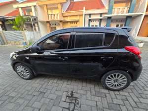 Jual bekas Hyundai i20 2010 Bensin,lokasi di Medan Kota