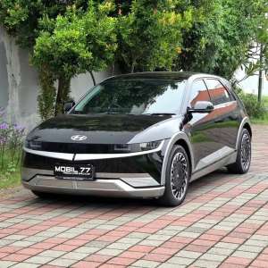 Jual bekas Hyundai Ioniq 5 EV Signature Long Range 451KM - 2023,lokasi di Surabaya Kota