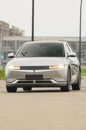 Jual bekas Hyundai IONIQ 5 Signature Long Range BlueLink 2024,lokasi di  