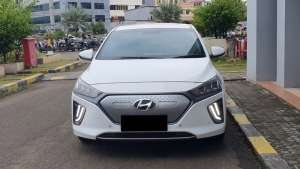 Jual bekas Hyundai Ioniq Signature 2022 putih km 51rb,lokasi di Jakarta DKI