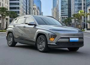 Jual bekas Hyundai Kona EV 4x2 Long Range At 2024 km - 9.800,lokasi di Surabaya Kota