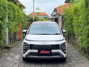 Hyundai santafe prime 2022 AT , tersedia melalui melalui situs Olx