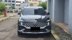 Jual bekas Hyundai Santafe Santa fe Signature 2.5 Bensin Panoramic 2023 Like New,lokasi di  ,Jakarta Selatan