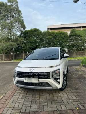 Jual bekas Hyundai Stargazer Prime Captain Seat 2023LOW KM,lokasi di Bekasi Kota