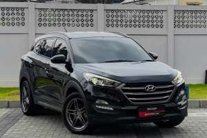 Jual bekas Hyundai Tucson 2.0 GLS AT Matic 2016 Hitam.,lokasi di Jakarta Barat