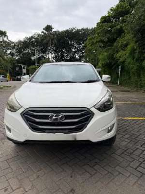 Jual bekas Hyundai Tucson 2012 Bensin 2.0 AT,lokasi di Jakarta Utara
