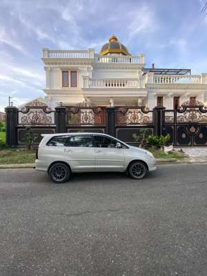 Jual bekas Innova 2011 type V,lokasi di Balikpapan Kota