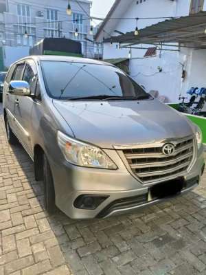 Jual bekas Innova diesel 2014 type E plus,lokasi di Medan Kota