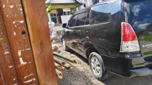 Jual bekas innova diesel G 2009 manual di jogja,lokasi di Yogyakarta Kota