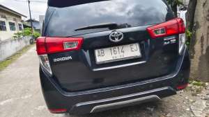 Jual bekas innova Diesel reborn AB asli jogja,lokasi di Yogyakarta Kota