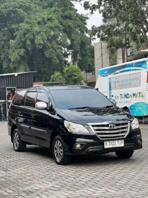 Jual bekas Innova G 2015 AT Tangan Pertama 1 DP 20 jt,lokasi di Surakarta Kota