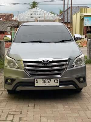 Jual bekas Innova g matic 2015,lokasi di Tangerang Kab.
