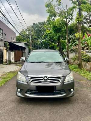 Jual bekas Innova G Matic Diesel NIK 2012 Full Original Istimewa,lokasi di Jakarta Selatan