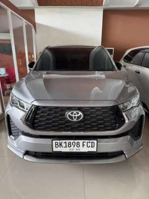 Jual bekas Innova Modelista Zenix V Hybrid AT 2025,lokasi di Medan Kota