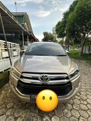 Jual bekas Innova reborn 2.0 Q AT,lokasi di Banjarbaru Kota