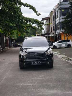 Jual bekas INNOVA REBORN 2.4G AT DIESEL,lokasi di Bandung Kota