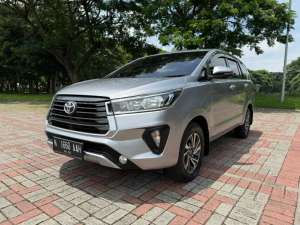 Jual bekas Innova reborn G disel Matik 2021,lokasi di Surabaya Kota