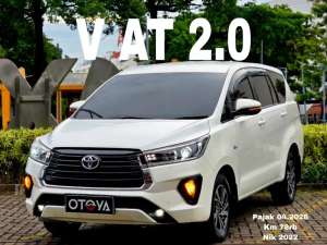 Jual bekas Innova v at 2.0 2022 istimewaaa,lokasi di Jakarta Timur