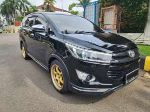 Jual bekas Innova V at disel,lokasi di Jakarta Barat