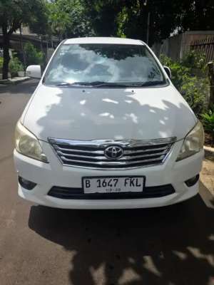 Jual bekas INNOVA V AT MATIC 2013,lokasi di Tangerang Kota