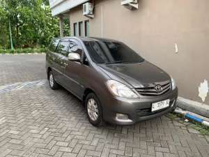 Jual bekas Innova V diesel matic 2009 captain seat,lokasi di Sidoarjo  Kab.
