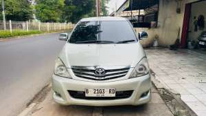 Jual bekas INNOVA V DIESEL METIC 2009,lokasi di Jakarta Timur