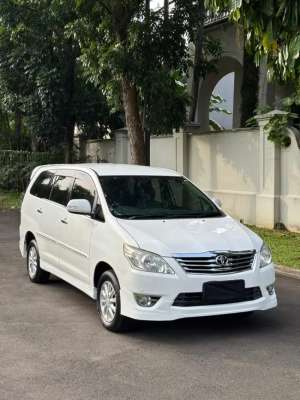 Jual bekas Innova V Luxury AT 2013,lokasi di Semarang Kota