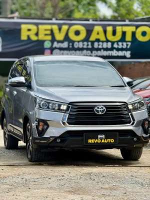 Jual bekas Innova Venturer 2.4 diesel automatic 20202021 solar dex Reborn 2022,lokasi di Palembang Kota