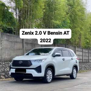 Jual bekas Innova Zenix 2.0 V Bensin CVT 2022 Km 26 ribuan,lokasi di Palembang Kota