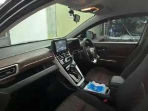 Jual bekas Innova zenix G 2.0 cvt 2023,lokasi di Banjar Kab.