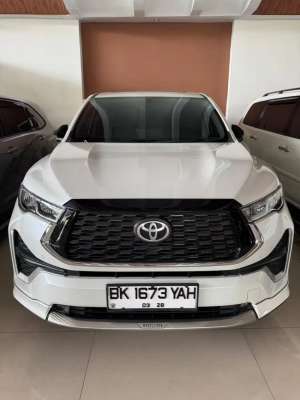 Jual bekas Innova Zenix Modelista V Hybrid 2023,lokasi di  ,Medan Kota