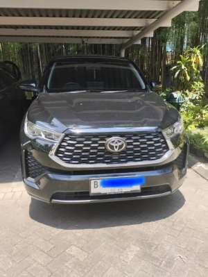 Jual bekas Innova Zenix V, At Bensin,lokasi di Tangerang Selatan Kota