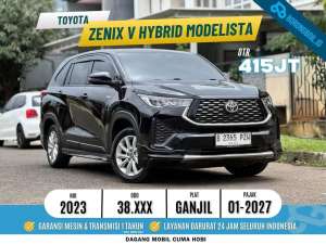 Jual bekas Innova zenix V hybird modelista 2023 AT,lokasi di Jakarta Selatan