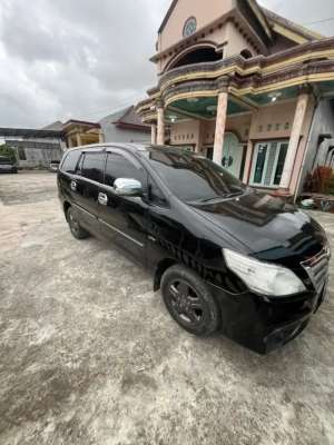 Jual bekas Inova bensin 2008,lokasi di Demak Kab.