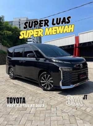Jual bekas Istimewa Toyota Voxy 2.0 TSS AT 2023,lokasi di Tangerang Kab.