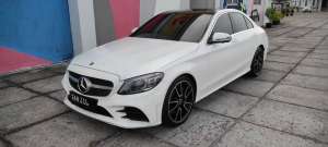Jual bekas ISTIMEWAH LOW KMMercedes-Benz C300 Amg Final Edition 2.0 AT 2020,lokasi di Jakarta Utara