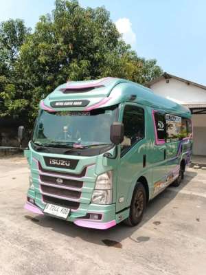 Jual bekas Isuzu Elf NLR 85 U 2025 Long Hartono Putra Full Spek - KM 10rb GRESS,lokasi di Bekasi Kota