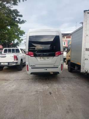 Jual bekas Isuzu elf NLR85 3.0 2024 Diesel,lokasi di Balikpapan Kota