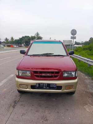Jual bekas Isuzu panther 2.5 LS Turbo AT 2004,lokasi di Bandar Lampung Kota