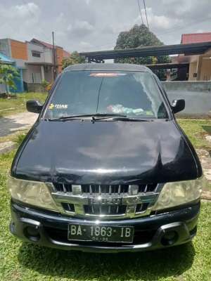 Jual bekas Isuzu Panther LM 2010Solar,lokasi di Pekanbaru Kota