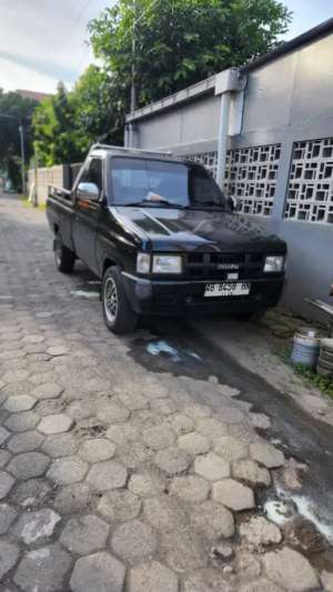 Jual bekas Isuzu Panther Turbo 2.5 cc,lokasi di  ,Magelang Kota