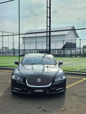 Jual bekas JAGUAR XJL 2013 BLACK ANTIK,lokasi di Jakarta Selatan
