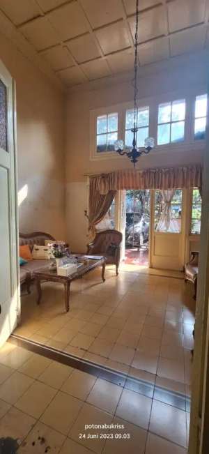 Jarang Ada DI JUAL RUMAHBelanda Mainroad Gatot Subroto lokasi di Bandung Kota, tersedia melalui melalui situs Olx