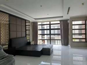 Jarang ada DIJUAL RUMAH DI PLATINUM GRAHA FAMILY , SURABAYA BARAT Siap huni dengan interior mewah dari Francis Interior lokasi di Surabaya Kota, tersedia melalui melalui situs Olx